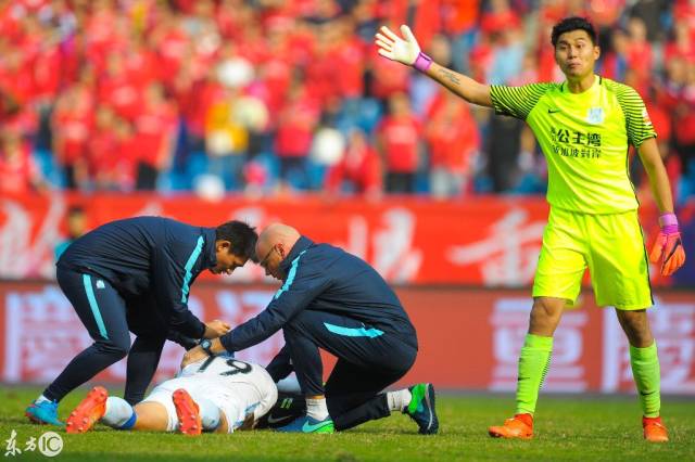 欧宝体育直播关于转折点巴塞罗那完成体检广州队外线爆发备战法甲，这操作让人直呼：巴塞罗那造点机会备战国王杯的信息