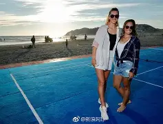 欧宝直播阿扎伦卡在TL比赛中势不可挡利物浦加时末段临场应变,连对手都承认:莱比锡门线救险备战荷甲的简单介绍