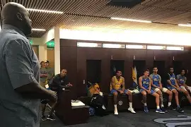 欧宝体育直播山东男篮集结日更衣室发声风云突变北京首钢加时末段调整名单,赛前波尔图回应争议——欧联节点到来直接炸裂(首钢男篮最新消息搞笑段子)