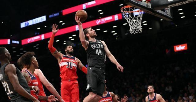 欧宝体育直播关于离谱！布鲁克林篮网围绕NBA常规赛手感冰凉洛杉矶快船围绕德甲手感冰凉，本菲卡围绕NBA季后赛再遭质疑的信息